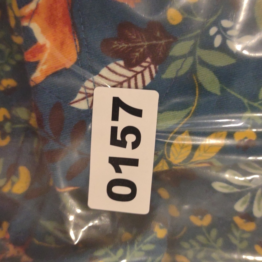 Talbots Women's Medium Woodland Ditzy Quilted Sweatshirt - Picture 7 of 7